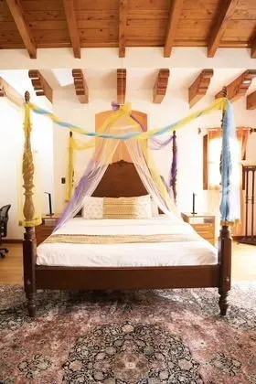 Deluxe Tek Büyük Yataklı Oda, 1 En Büyük (King) Boy Yatak, Sigara İçilebilir, Sıcak Su Havuzu