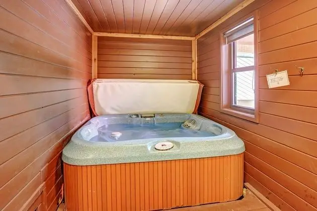 Premium Daire, 2 Yatak Odası, 2 Banyolu (Private Hot Tub)