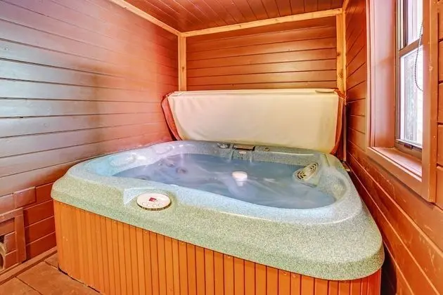 Premium Daire, 2 Yatak Odası, 2 Banyolu (Private Hot Tub)