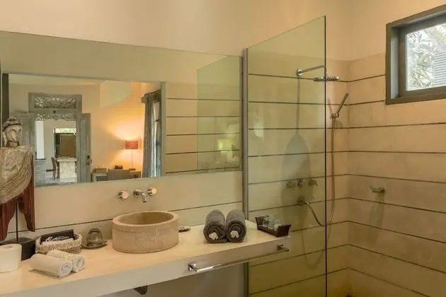 Deluxe Villa, 2 Yatak Odası, Havuz Manzaralı