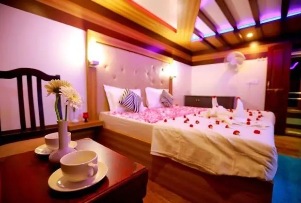Honeymoon Süit