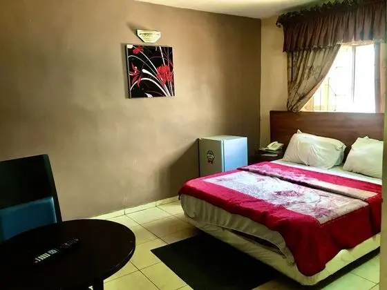 Royal Oda, 1 Çift Kişilik Yatak, Sigara İçilmez