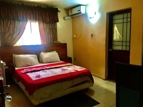 Royal Oda, 1 Çift Kişilik Yatak, Sigara İçilmez