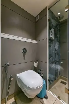 Classic Tek Büyük Yataklı Oda