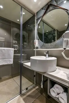 Comfort Tek Büyük Yataklı Oda, 1 Büyük (Queen) Boy Yatak, Şehir Manzaralı