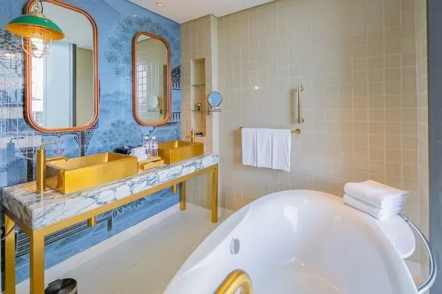Premium Oda, 1 En Büyük (King) Boy Yatak, Bahçe Manzaralı, Köşe (Balcony)
