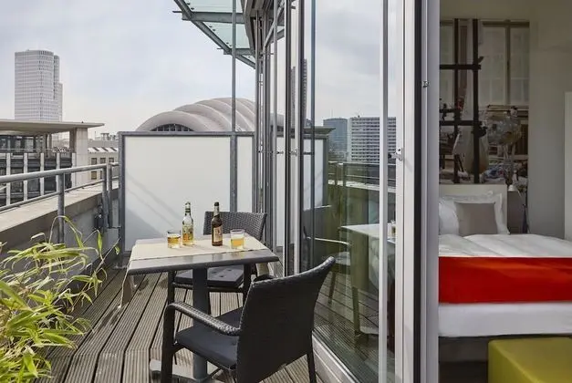Standard Oda, 1 En Büyük (King) Boy Yatak, Balkon