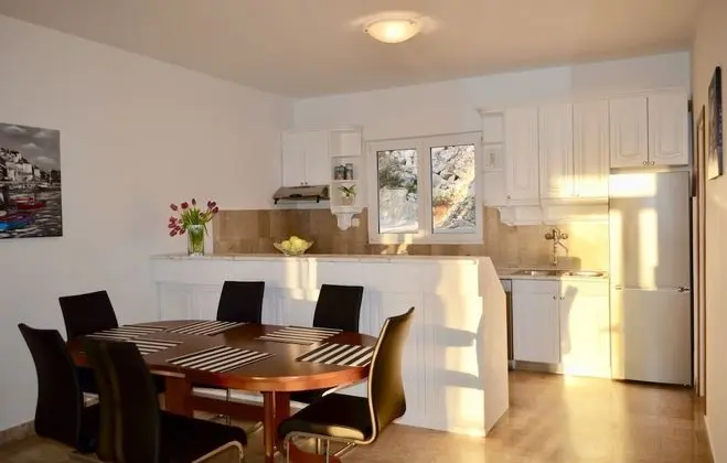 Apart Daire, 2 Yatak Odası, Deniz Manzaralı