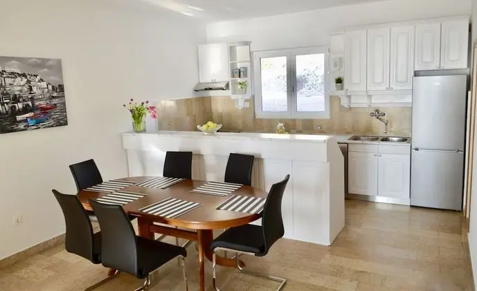 Apart Daire, 2 Yatak Odası, Deniz Manzaralı