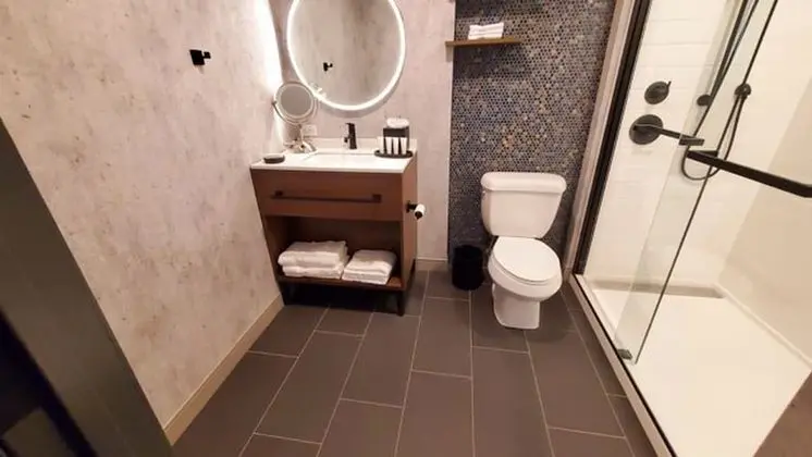 Standard Oda, 1 En Büyük (King) Boy Yatak