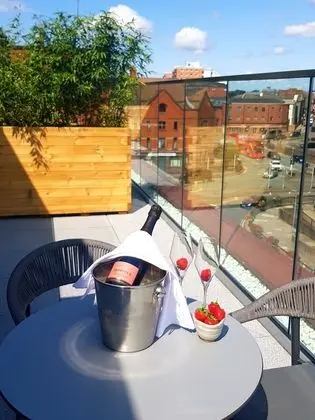 Deluxe Oda, 1 En Büyük (King) Boy Yatak, Balkon (Premium)