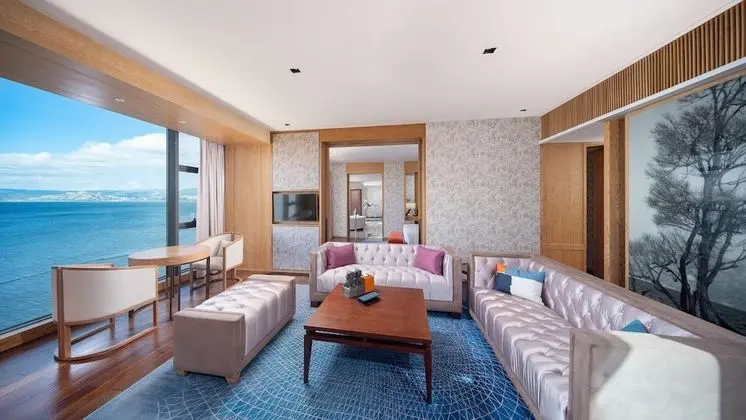 Süit, 1 Yatak Odası (180 Degree Erhai View, High Floor)