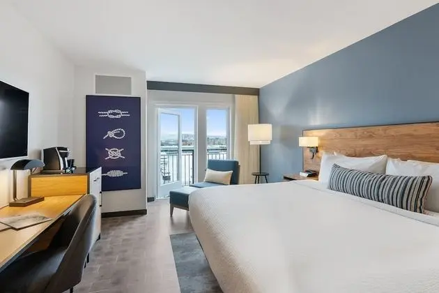 Premium Oda, 1 En Büyük (King) Boy Yatak, Balkon (Water View)