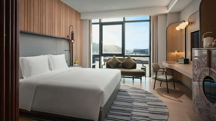 Premium Oda, 1 En Büyük (King) Boy Yatak