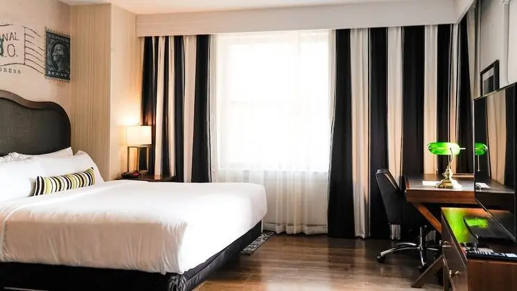 Standard Oda, 1 En Büyük (King) Boy Yatak, Sigara İçilmez, Buzdolabı