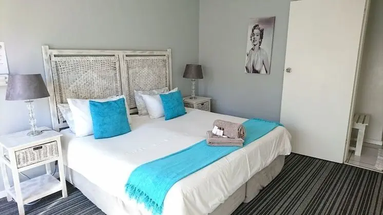 Luxury Tek Büyük Yataklı Oda