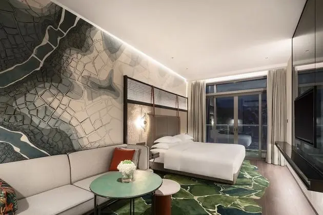 Premium Oda, 1 En Büyük (King) Boy Yatak