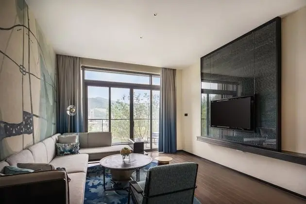 Premium Oda, 1 En Büyük (King) Boy Yatak