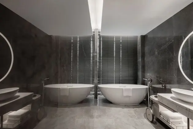 Premium Oda, 1 En Büyük (King) Boy Yatak