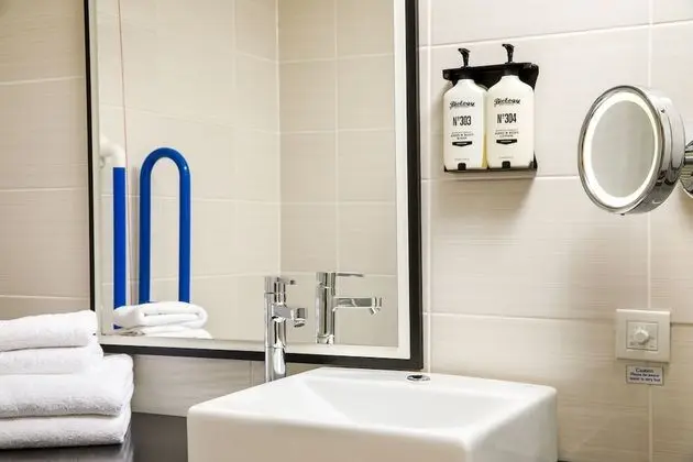 Premium Oda, 1 En Büyük (King) Boy Yatak, Engellilere Uygun