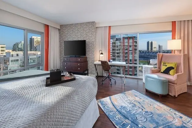Stüdyo Süit, 1 En Büyük (King) Boy Yatak, Park Manzaralı (Petco Park View)