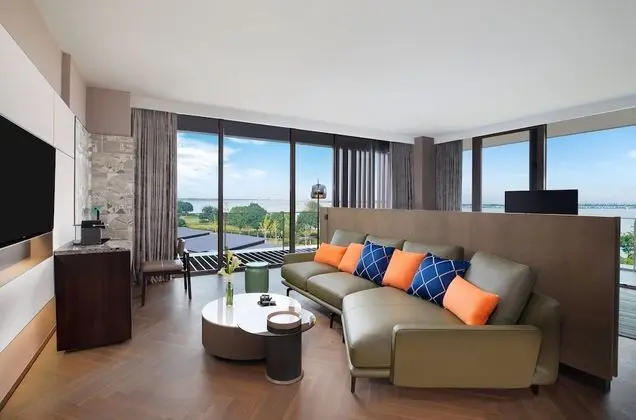 Standard Oda, 1 En Büyük (King) Boy Yatak, Avlu Manzaralı