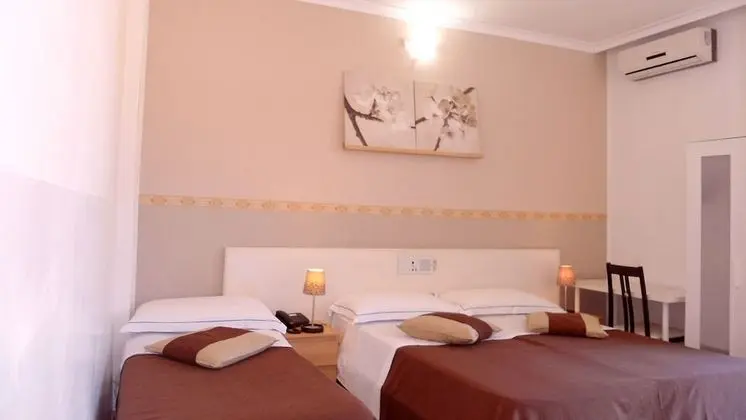 Superior Üç Kişilik Oda, Teras, Şehir Manzaralı