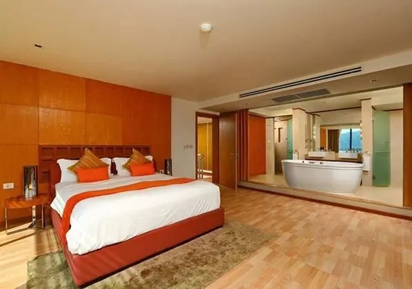 Ocean Pool Suite 3 Bedroom