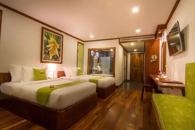 Deluxe İki Ayrı Yataklı Oda, 2 Tek Kişilik Yatak, Küvet, Şehir Manzaralı