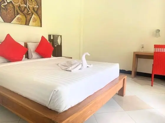 Deluxe Tek Büyük Yataklı Oda (AC)