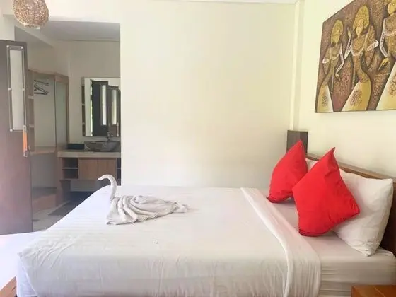 Deluxe Tek Büyük Yataklı Oda (AC)