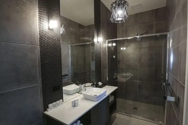 Stüdyo Süit, Balkon