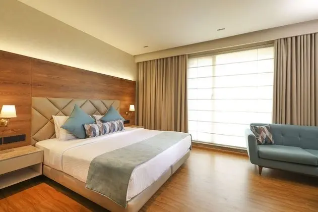 Deluxe Tek Büyük Yataklı Oda