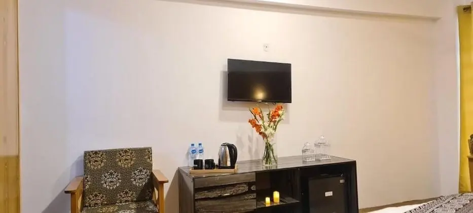 Deluxe Tek Büyük Yataklı Oda