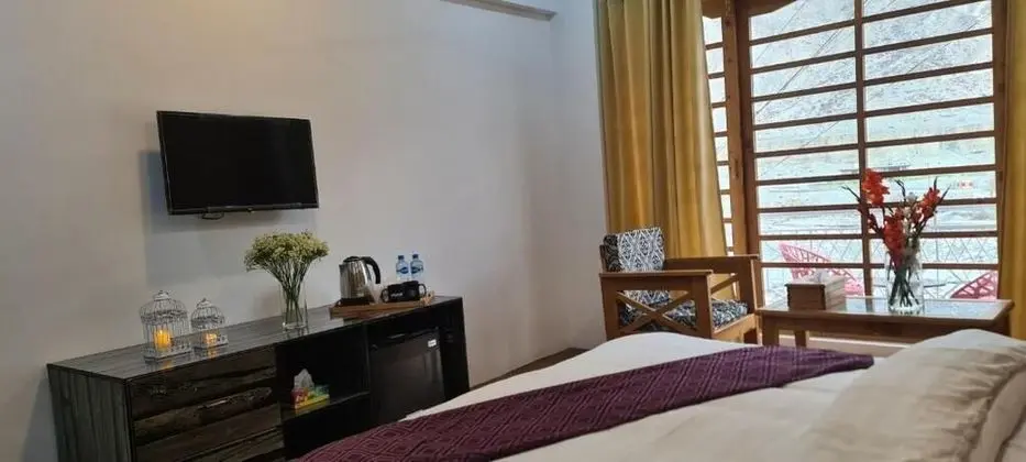 Deluxe Tek Büyük Yataklı Oda