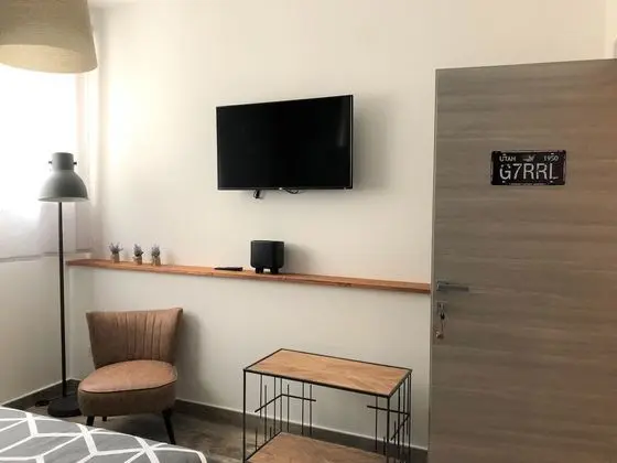 Tek Büyük Yataklı Oda