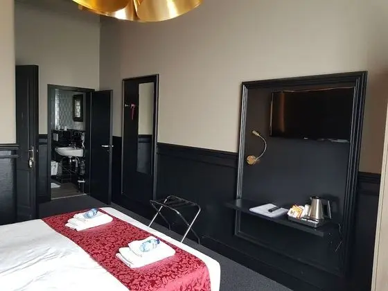 Comfort Tek Büyük Yataklı Oda