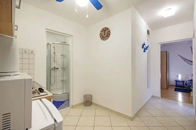 Apart Daire (Ines - central with free parking - A1)