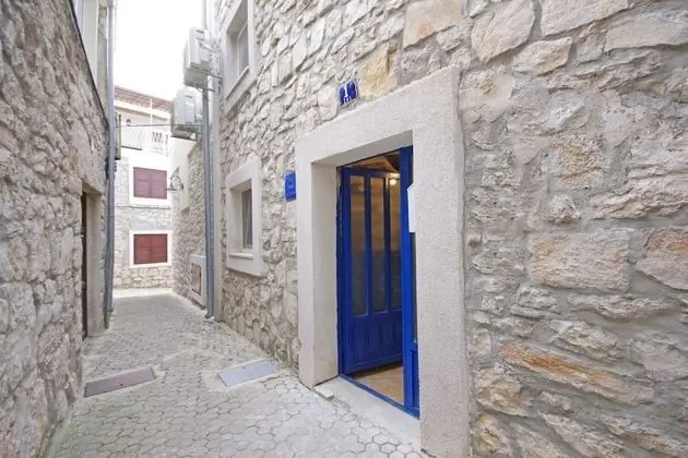 Apart Daire (Ines - central with free parking - A1)