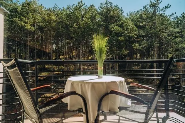 Basic Tek Büyük Yataklı Oda