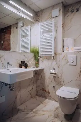 Basic Tek Büyük Yataklı Oda