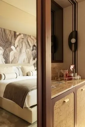 Premium Tek Büyük Yataklı Oda (Deluxe)