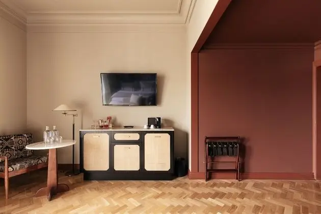 Premium Tek Büyük Yataklı Oda (Deluxe)