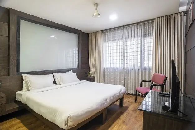 Deluxe Tek Büyük Yataklı Oda, 1 Çift Kişilik Yatak