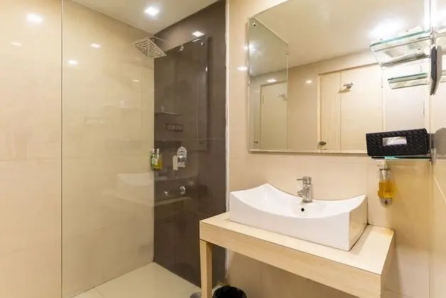 Deluxe Tek Büyük Yataklı Oda, 1 Çift Kişilik Yatak