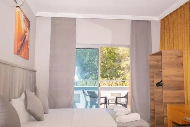 Deluxe Double Oda, Şehir veya Dağ Manzaralı, Balkonlu