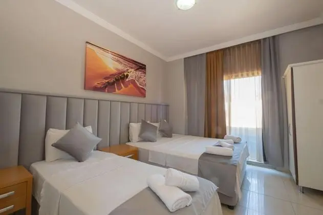 Deluxe Triple Room, Şehir veya Dağ Manzaralı, Balkonlu