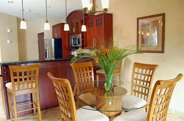 Oda, 2 Yatak Odası, Havuz Manzaralı (Two Bedrooms Pool View)