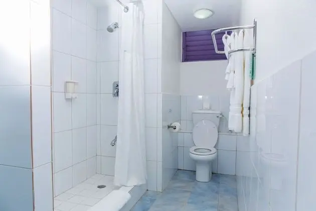 Standard Oda, Havuz Manzaralı (Land Side)