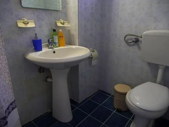 Deluxe Tek Büyük Yataklı Oda, Avlu Manzaralı